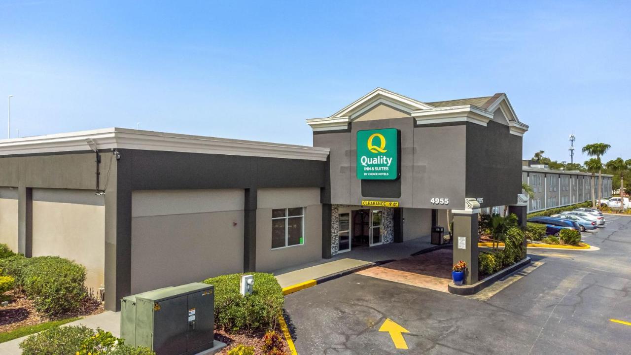 Quality Inn & Suites Tampa-Ybor City Exterior photo